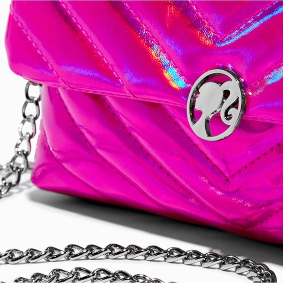 Pink Barbie purse. - Picture 2 of 3